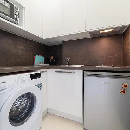 No8 Spacious Center Apartman Pozsony